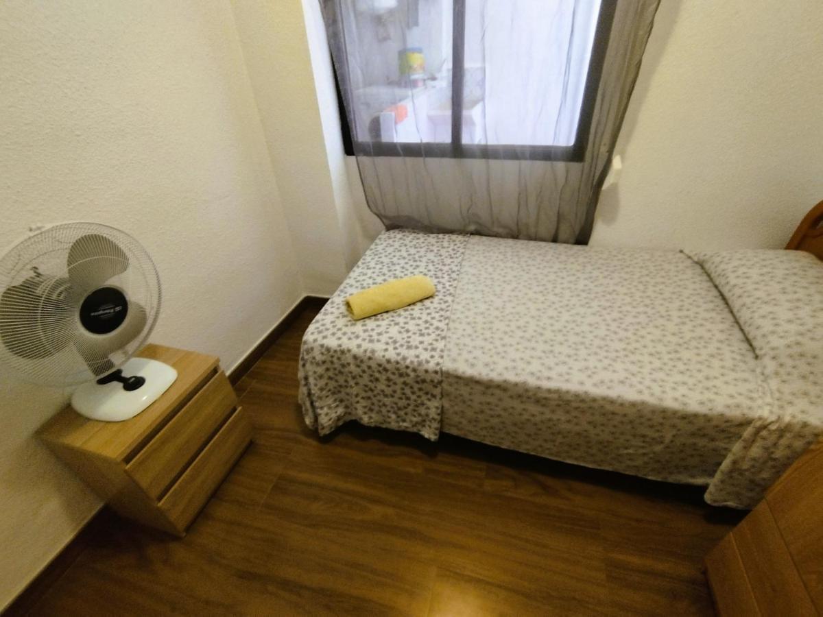 Sunny Flat With Huge Terrace! Close Downtown! Alicante Exterior foto