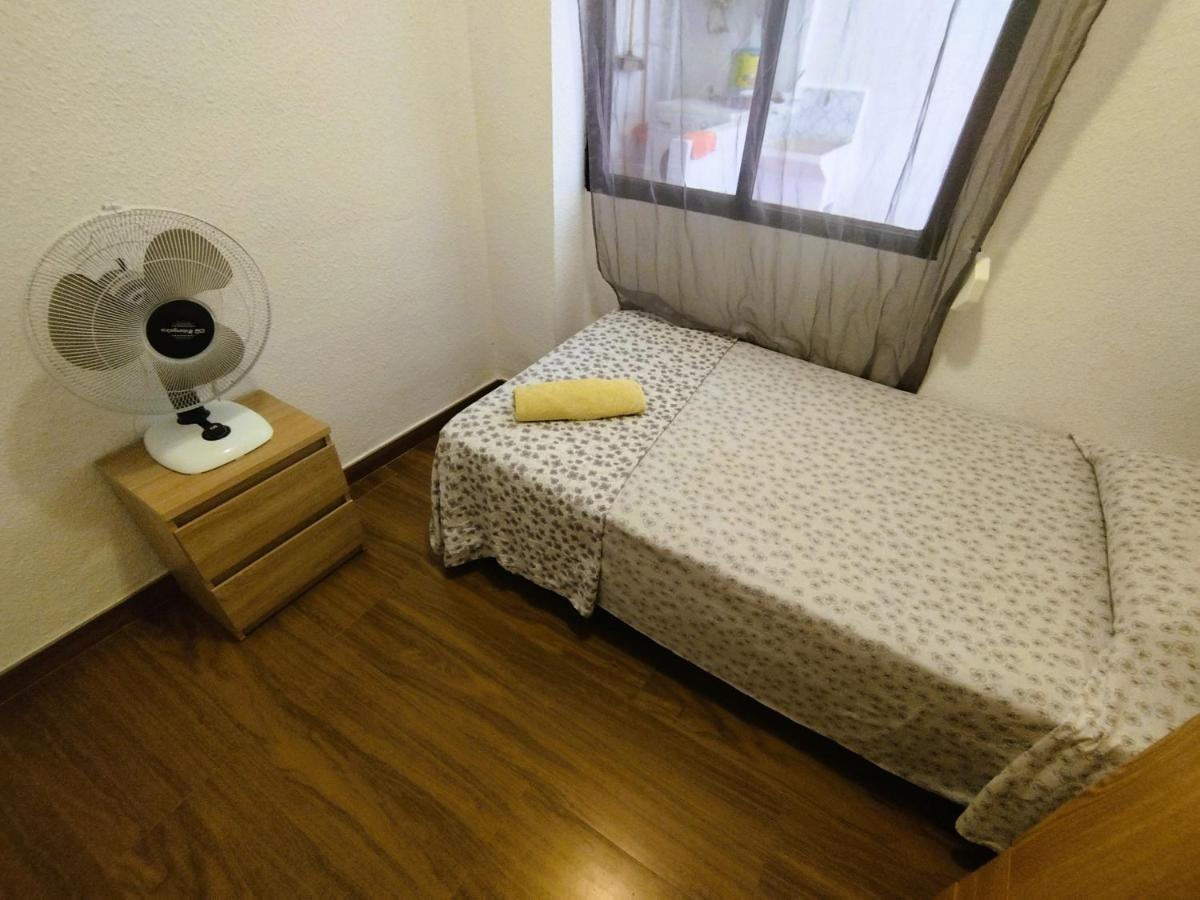Sunny Flat With Huge Terrace! Close Downtown! Alicante Exterior foto